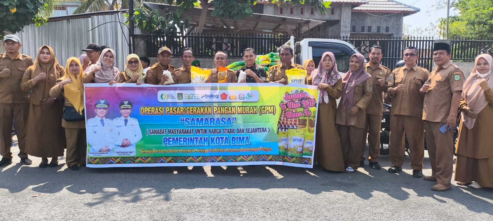 MinyaKita Paling Diminati Warga saat Pasar Murah SAMARASA di Kelurahan Sarae