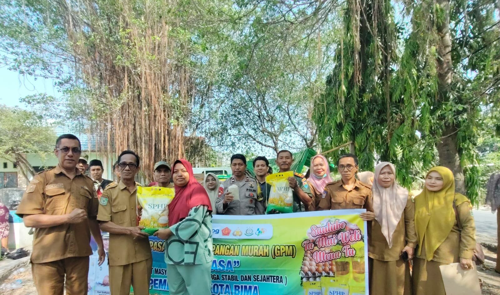 Operasi Pasar SAMARASA Hadir di Kelurahan Santi, Beras SPHP Dijual Rp57 Ribu per 5 Kg